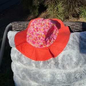 Reversible Bucket Beach Sun Hat Infant/Toddler Orange and Floral New No tags
